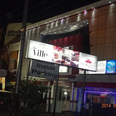 Hotel Le Ville - Unit Of Hotel Anuradha Palace Haridwar Bagian luar foto