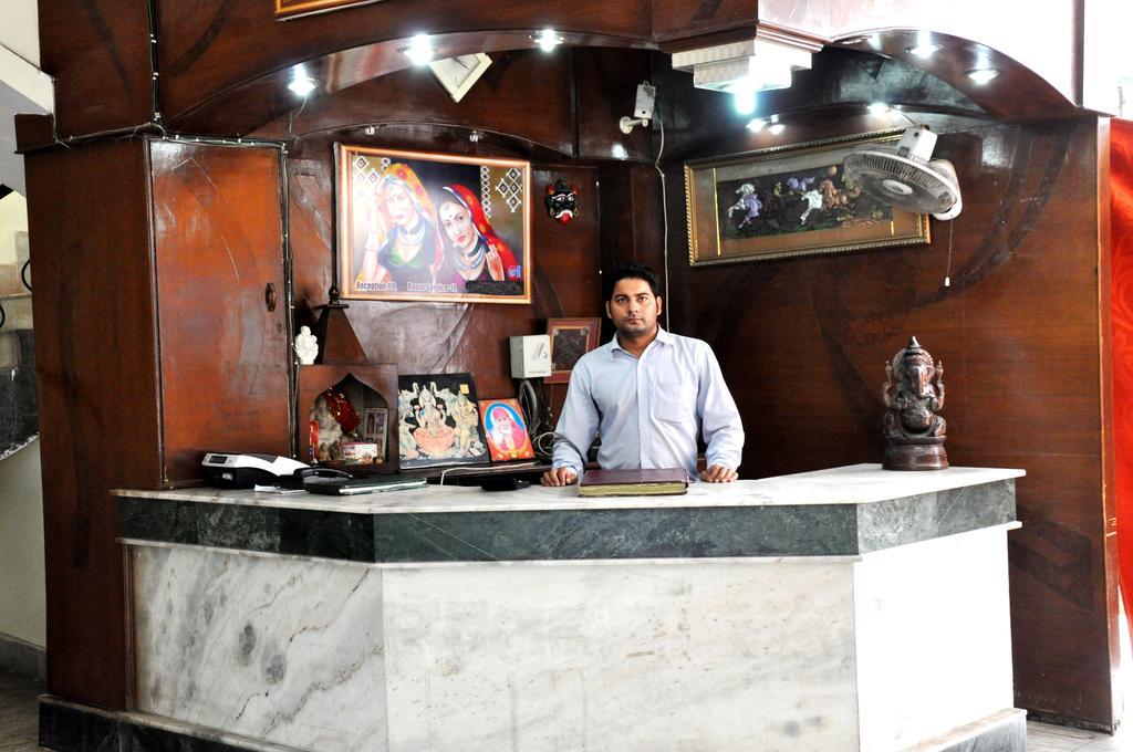 Hotel Le Ville - Unit Of Hotel Anuradha Palace Haridwar Bagian luar foto